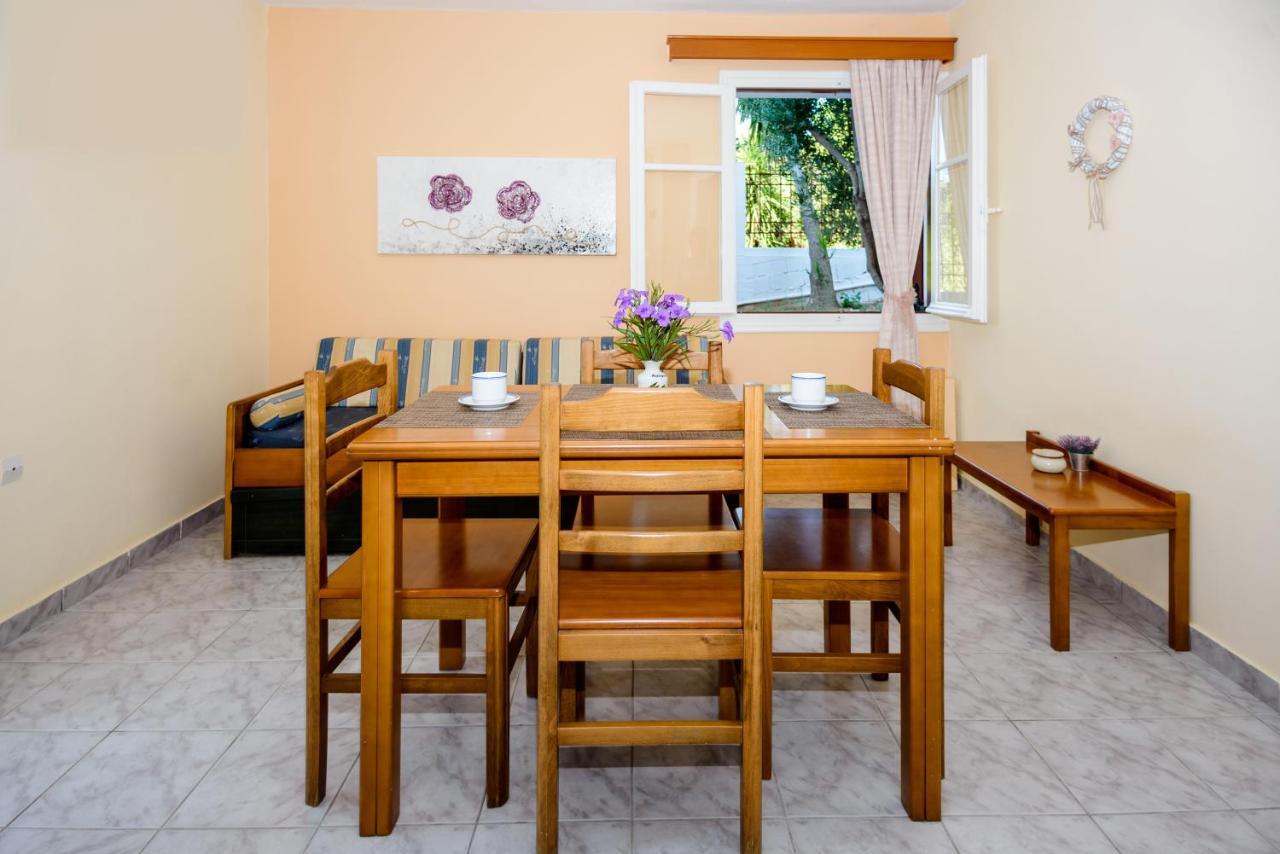 Maistrali Apartments Ratzaklion Ngoại thất bức ảnh