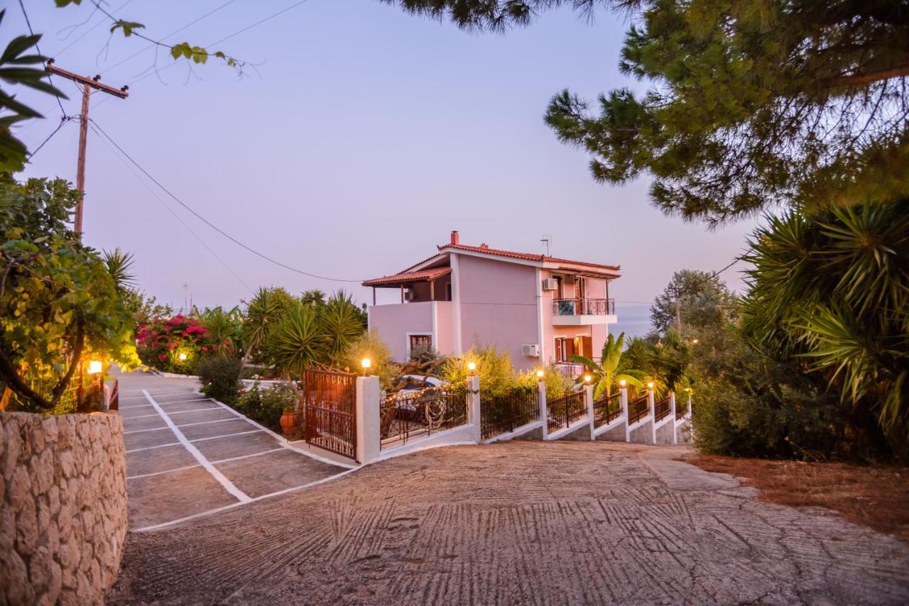 Maistrali Apartments Ratzaklion Ngoại thất bức ảnh